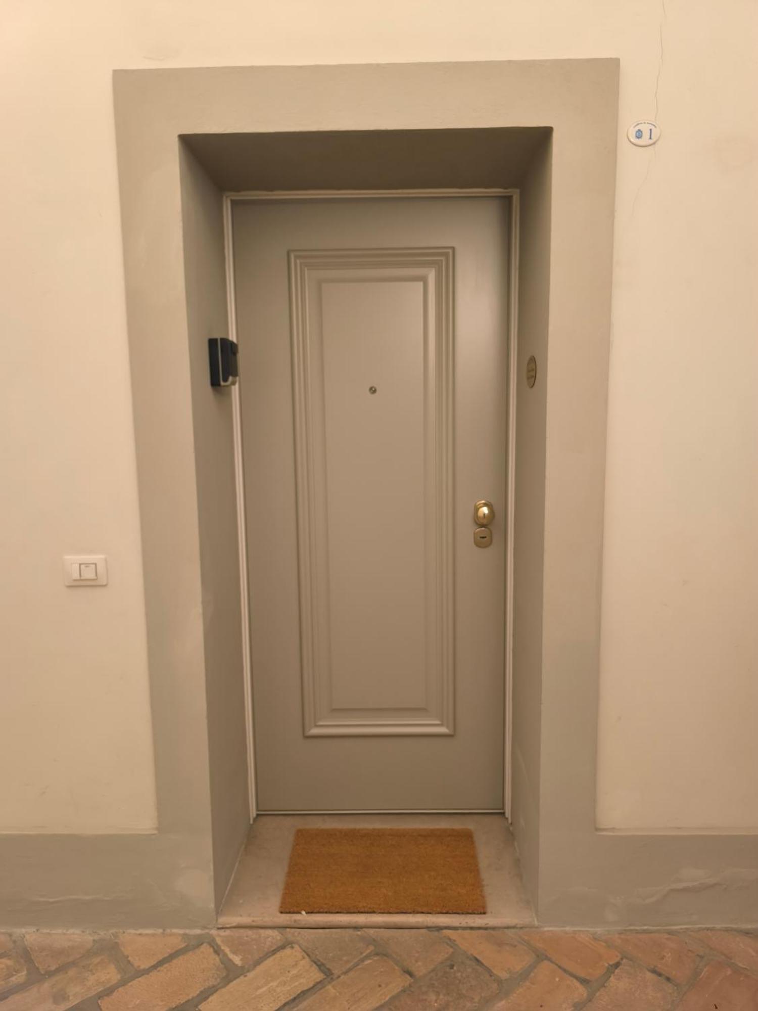 Maison Rebecca Ravenna Bagian luar foto